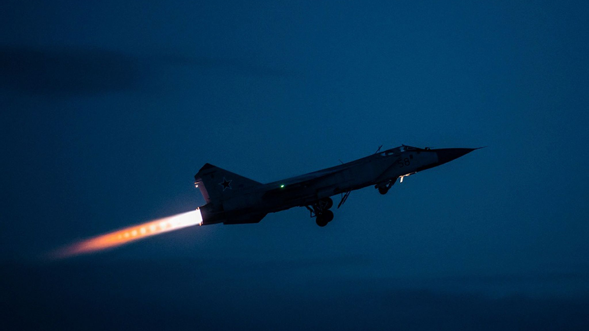 Die MiG-31 gehört zu den Standardmodellen der russischen Luftwaffe. (Archivbild) - Foto: Uncredited/Russian Defense Ministry Press Service/AP/dpa