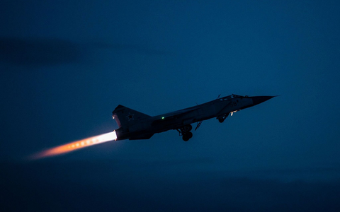 Die MiG-31 gehört zu den Standardmodellen der russischen Luftwaffe. (Archivbild) - Foto: Uncredited/Russian Defense Ministry Press Service/AP/dpa