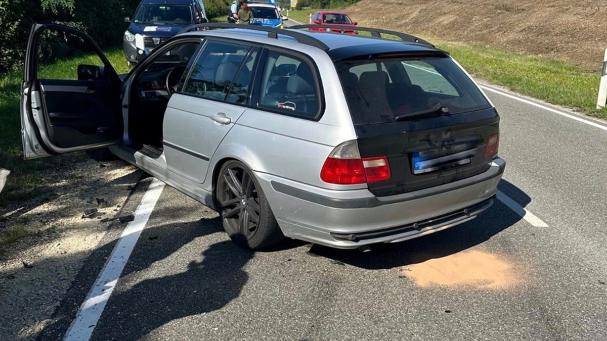 FW Allensbach: G1 Betriebsstoffe aus PKW - Foto: presseportal.de