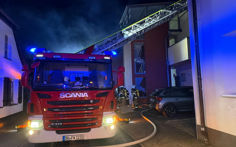 FW Bad Honnef: Wohnungsbrand führt zu größerem Feuerwehreinsatz - Foto: presseportal.de