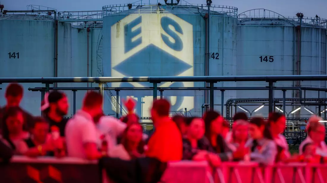 Im Schnitt sahen rund 880.000 Zuschauerinnen und Zuschauer die Sendung. - Bild: Christoph Reichwein/dpa