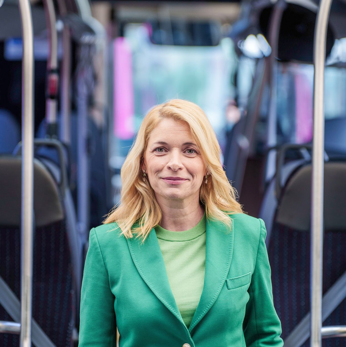 Die designierte neue Bahnchefin hat vor einigen Monaten selbst einen Lokführerschein gemacht. - Foto: Andreas Arnold/dpa