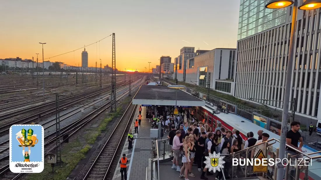Bundespolizeidirektion München: Bundespolizei: Erst ruhig, dann gefordert - Oktoberfestauftakt im Bahnbereich Wiesntypisch - Bild: presseportal.de