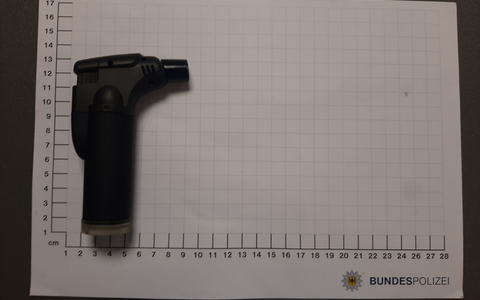 BPOL NRW: Androhung einer Waffe im Hauptbahnhof - Bundespolizei nimmt Tatverdächtigen vorläufig fest. - Foto: presseportal.de