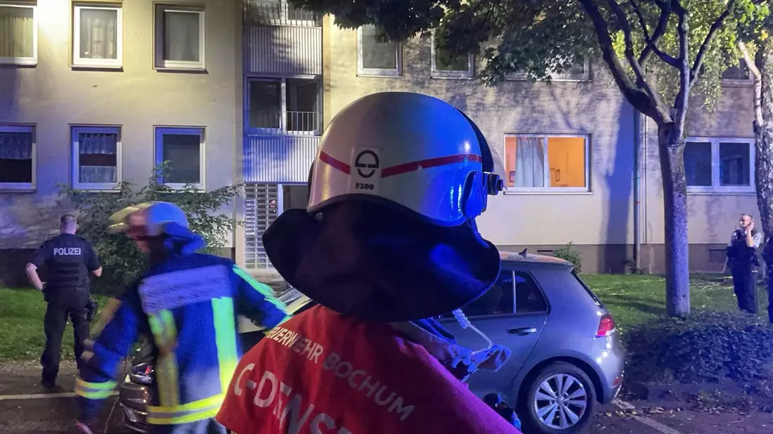 FW-BO: Feuer mit Menschenleben in Gefahr in der Bochumer Innenstadt gemeldet - Bild: presseportal.de