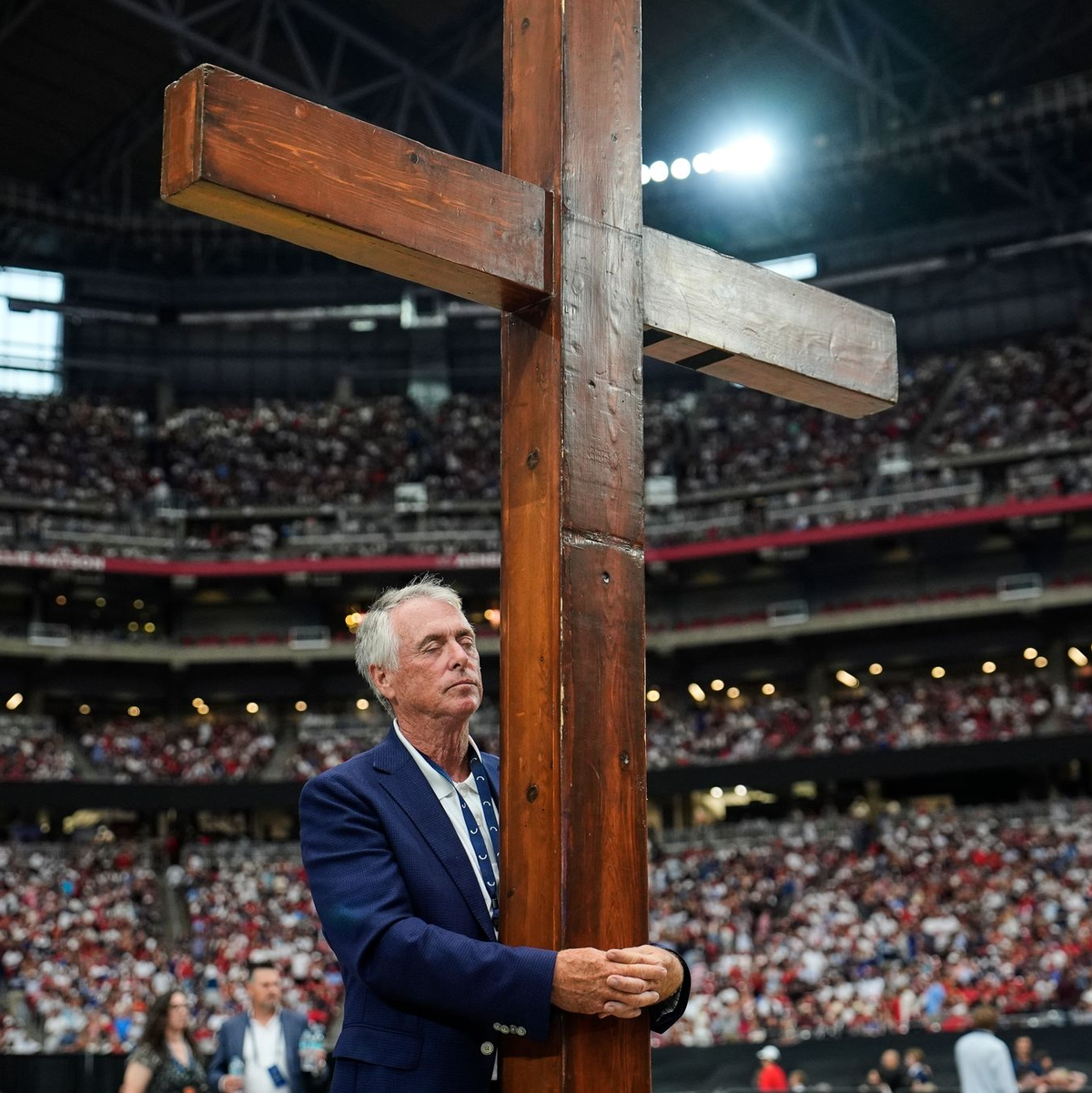 Auch Präsident Donald Trump reiste zu der Trauerfeier an. - Foto: John Locher/AP/dpa