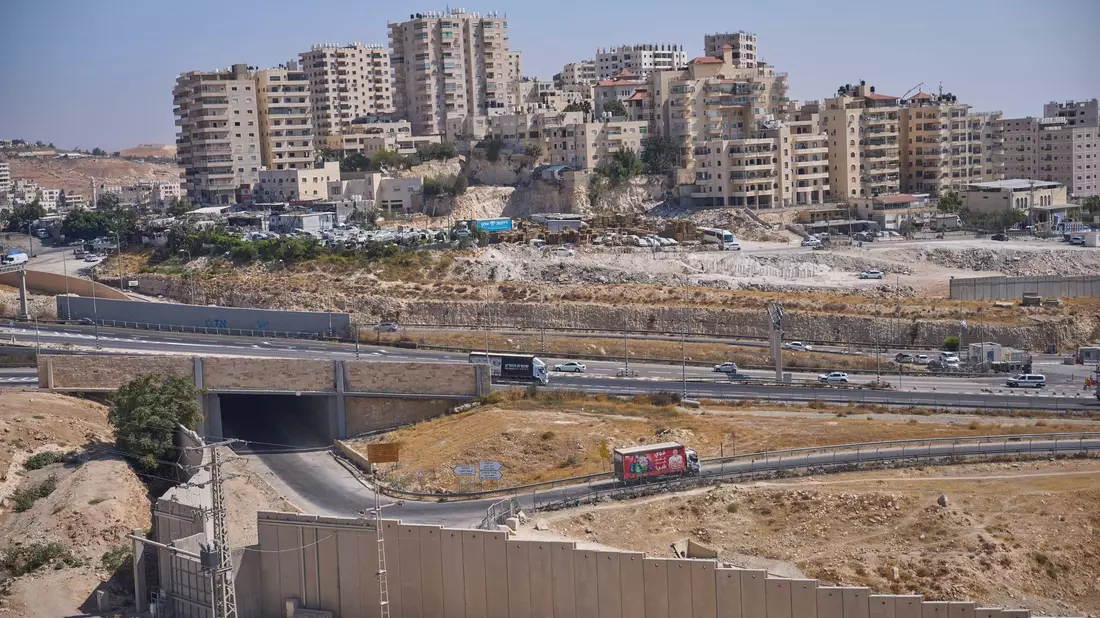 Israel treibt den Siedlungsausbau im Westjordanland voran. (Archivbild) - Bild: Ohad Zwigenberg/AP/dpa