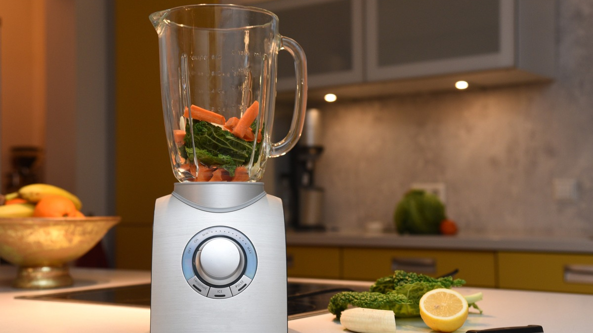Von Pesto bis Proteinshake: TÜV SÜD-Tipps für den richtigen Standmixer - Foto: presseportal.de