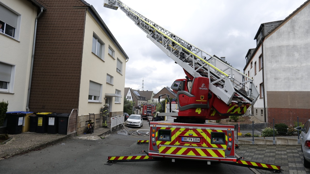 FW-DO: Kellerfeuer in Dortmund-Berghofen schnell unter Kontrolle - Foto: presseportal.de
