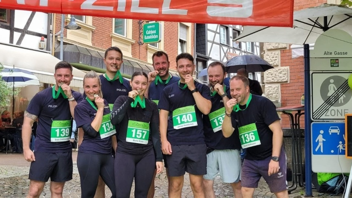 POL-PDTR: Polizei Idar-Oberstein geht erstmals beim Felsenkirch-Treppenlauf an den Start - Foto: presseportal.de