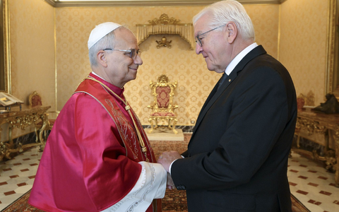 Steinmeier reiste mit seiner Ehefrau zum Pontifex.  - Foto: Vatican Media/IPA via ZUMA Press/dpa