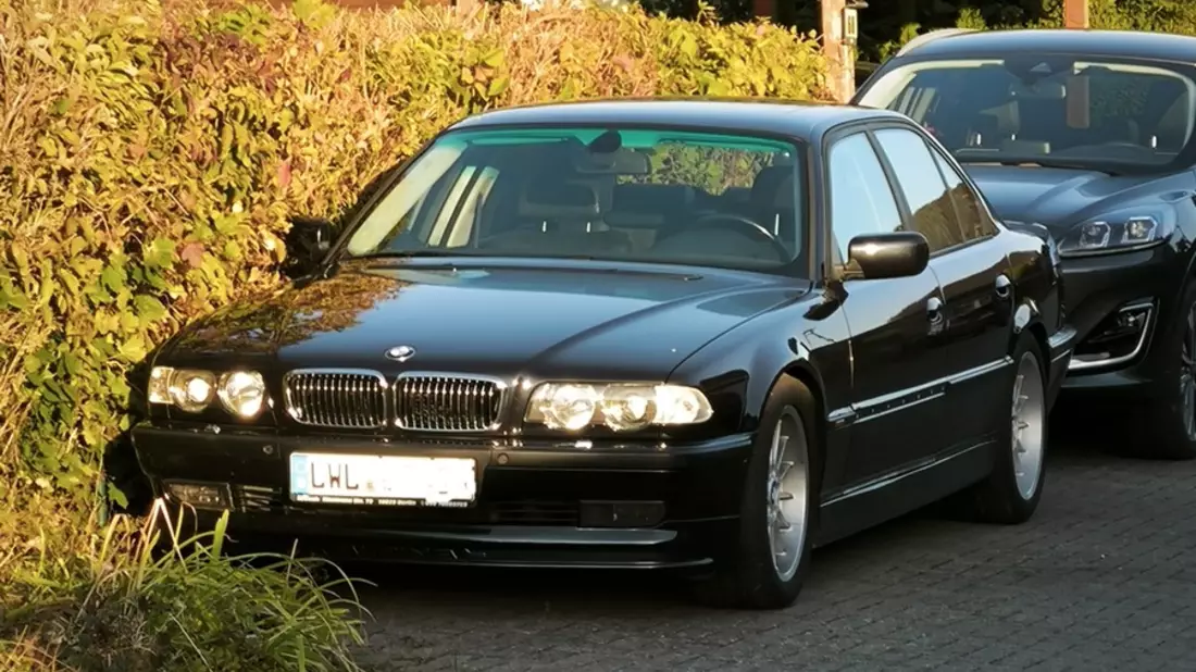 POL-HRO: Diebe stehlen Youngtimer in Dümmer - Bild: presseportal.de