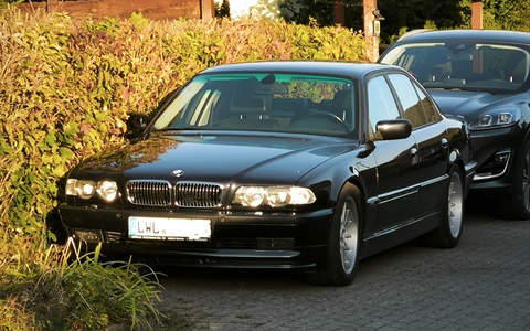 POL-HRO: Diebe stehlen Youngtimer in Dümmer - Foto: presseportal.de
