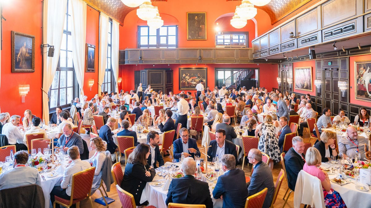 Tradition trifft Innovation: Inspirierender BdS-Mittagsempfang in München - Foto: presseportal.de