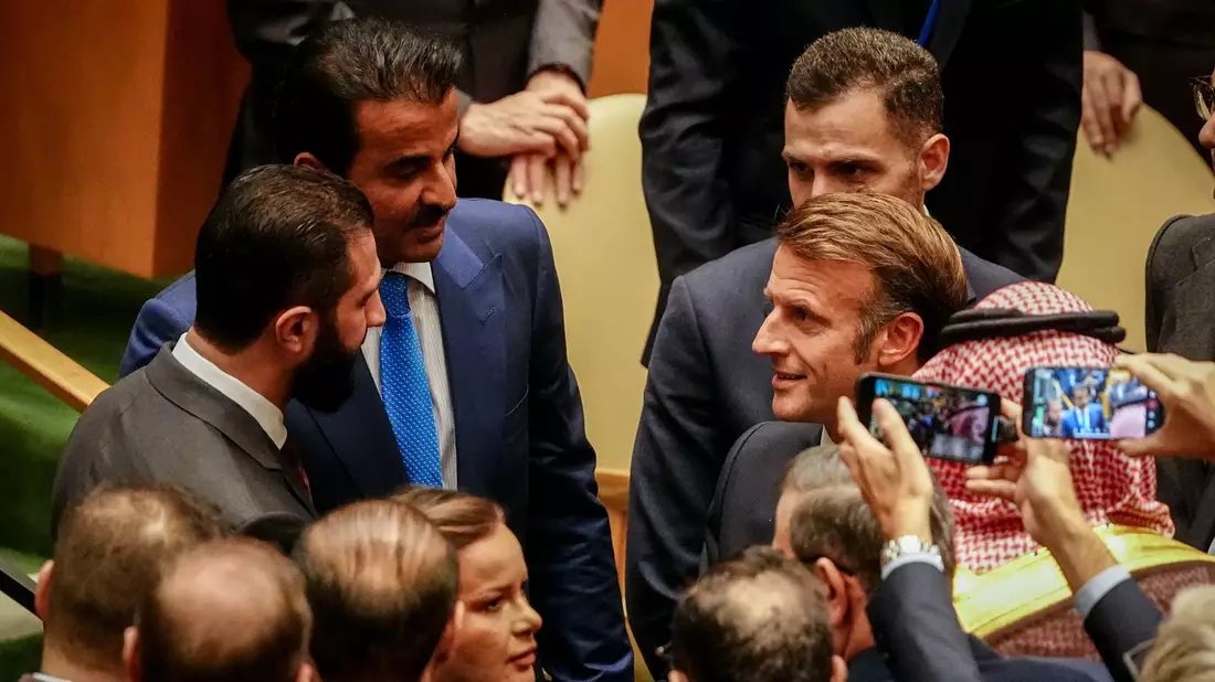 In New York im Mittelpunkt: Frankreichs Präsident Macron - Bild: Kay Nietfeld/dpa