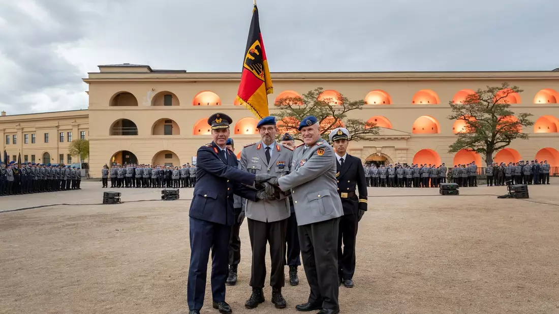 Indienststellung des Kommandos Gesundheitsversorgung der Bundeswehr - Bild: presseportal.de