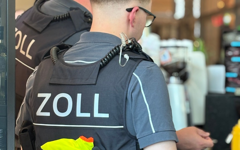 HZA-DU: Hauptzollamt Duisburg leitete knapp 70 Ermittlungsverfahren ein - Bundesweite Schwerpunktprüfung im Gaststätten- und Beherbergungsgewerbe - Foto: presseportal.de