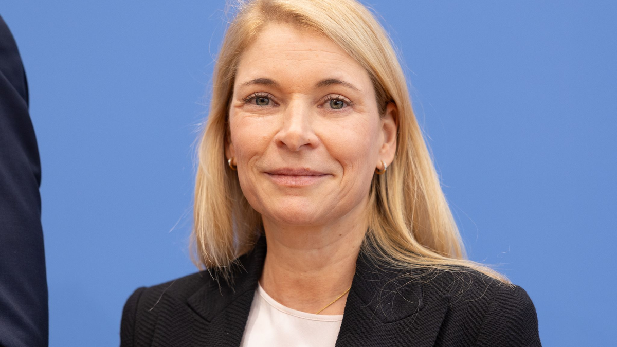 Trotz Gegenstimmen: Evelyn Palla ist vom Aufsichtsrat der Deutschen Bahn zur neuen Konzernchefin berufen worden.  - Foto: Andreas Gora/dpa