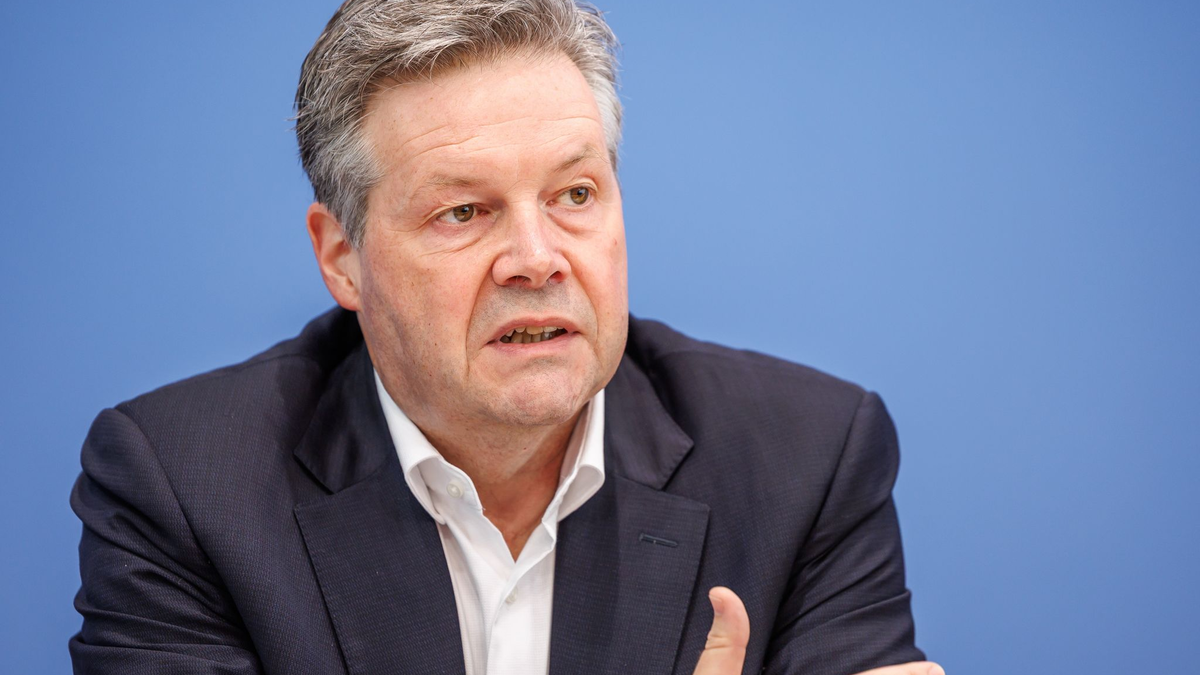 Dirk Rompf will den Chefposten bei Bahn-InfraGo nicht mehr antreten. (Archivbild) - Foto: Andreas Gora/dpa