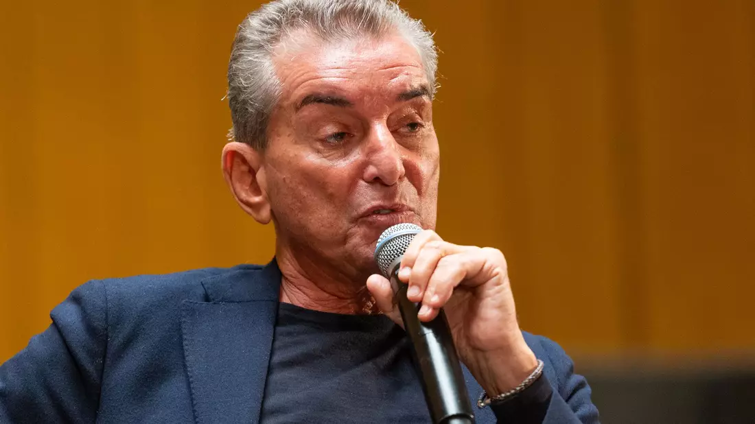 Die Ausladung des Publizisten Michel Friedman von einer Veranstaltung in Klütz an der Ostsee wurde bundesweit kritisiert. (Archivbild) - Bild: Christophe Gateau/dpa