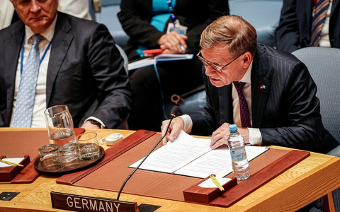 Außenminister Johann Wadephul (CDU) sowie seine Kollegen aus Frankreich und Großbritannien haben sich am Rande der UN-Vollversammlung in New York mit ihrem iranischen Kollegen getroffen. - Foto: Kay Nietfeld/dpa