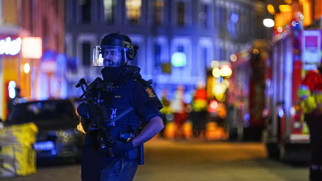 Im Zentrum von Oslo ist es am Abend zu einer Explosion gekommen.  - Bild: Terje Pedersen/NTB/dpa
