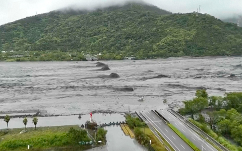 Nach Überschwemmungen starben in Taiwan mindestens 14 Menschen.  - Foto: Uncredited/Dong Wen Transports/AP/dpa