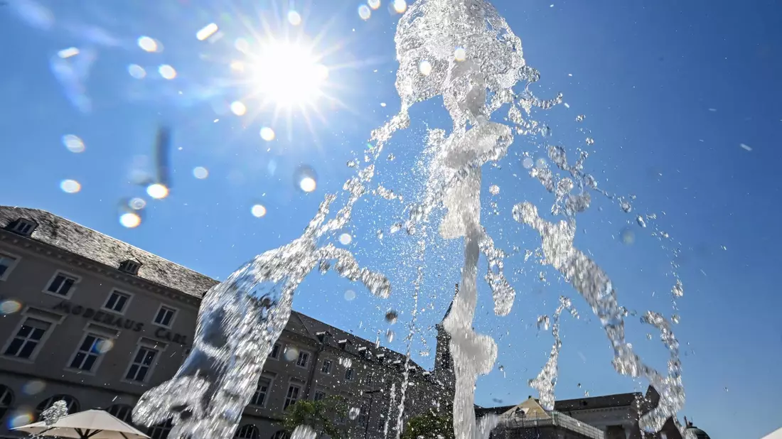 Der Deutsche Wetterdienst rechnet mit mehr Hitzewellen in Deutschland. (Symbolfoto) - Bild: Uli Deck/dpa
