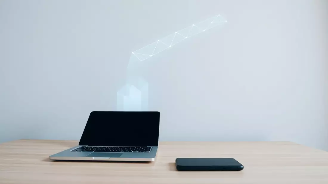 Outlook: Microsoft rüstet E-Mail-Client mit KI-Power auf - Bild: über boerse-global.de