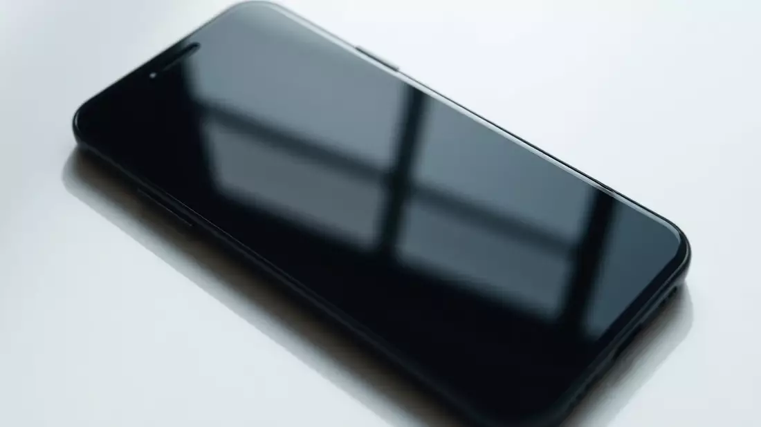 iOS 26: Apple kämpft mit Akkuproblemen und Leistungseinbrüchen - Bild: über boerse-global.de