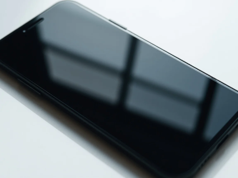 iOS 26: Apple kämpft mit Akkuproblemen und Leistungseinbrüchen - Foto: über boerse-global.de