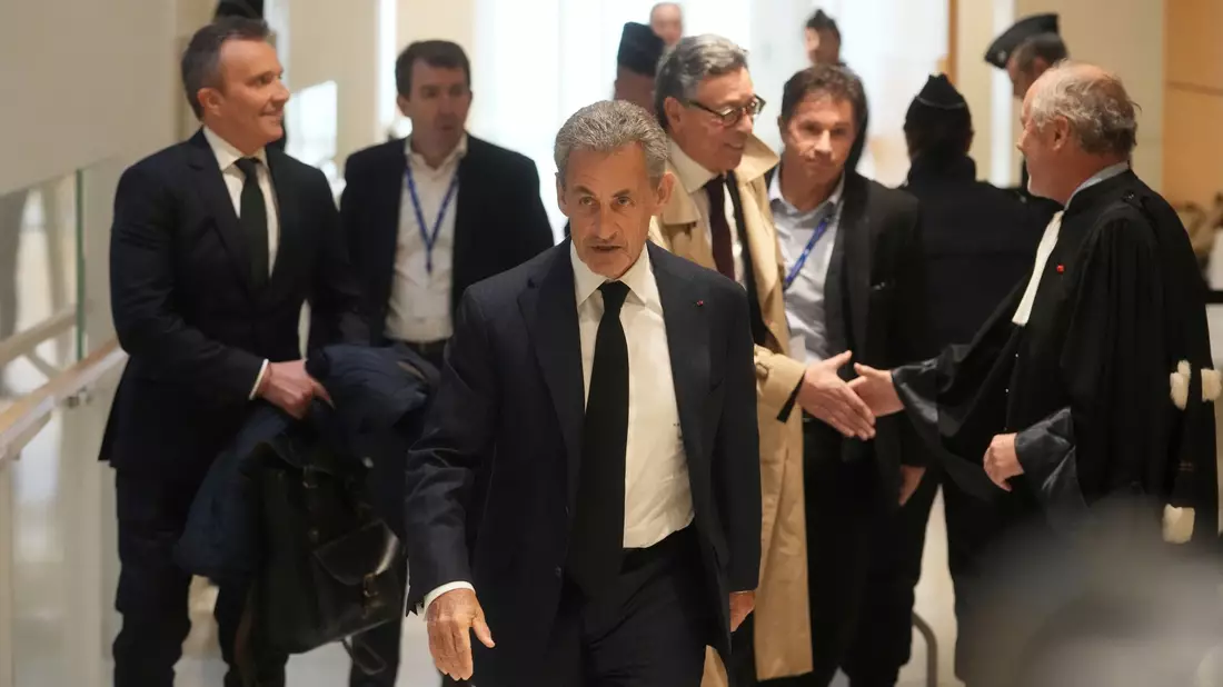 Sarkozy streitet alle Vorwürfe gegen ihn vehement ab. (Archivbild) - Bild: Thibault Camus/AP/dpa