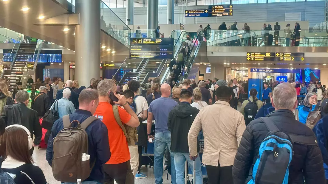 Zahlreiche Flüge mussten in Kopenhagen gestrichen werden. - Bild: Steffen Trumpf/dpa
