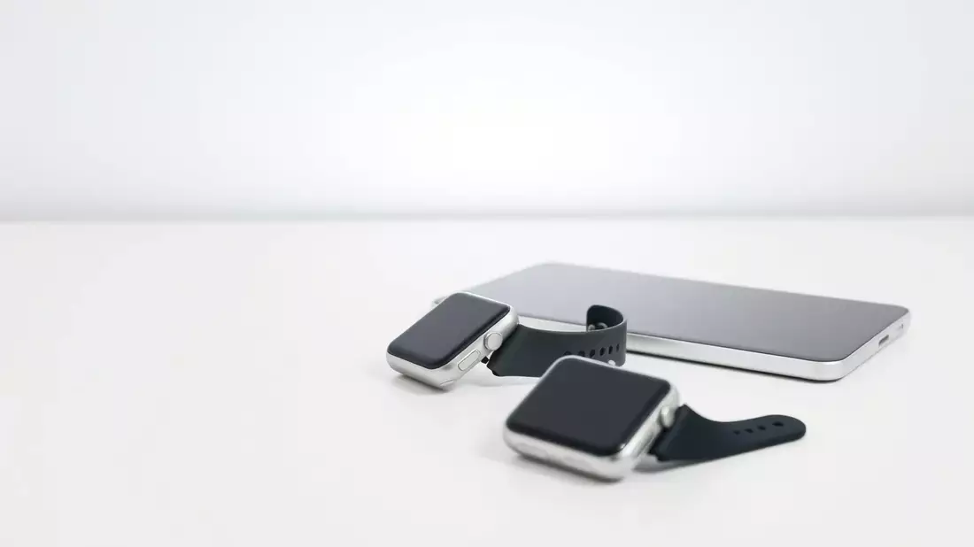 Apple öffnet iPhone für Smartwatches der Konkurrenz - Bild: über boerse-global.de