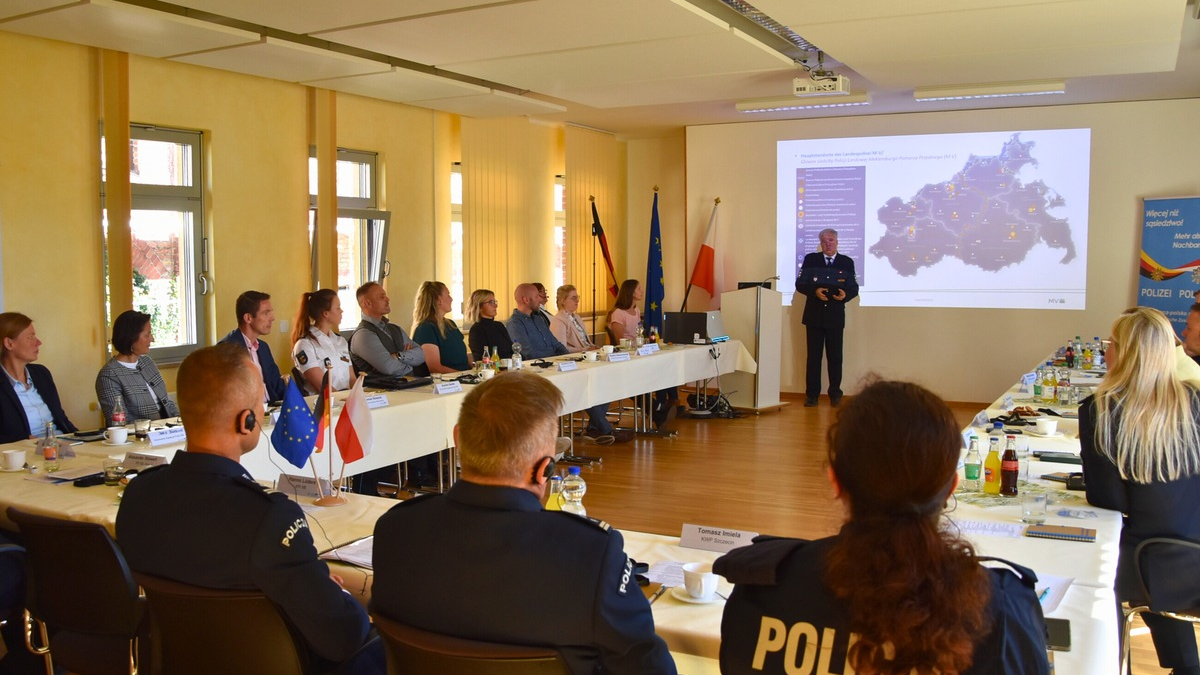 POL-NB: Neues EU-Förderprojekt bringt deutsch-polnische Kriminaltechniker zusammen (mit Foto) - Foto: presseportal.de