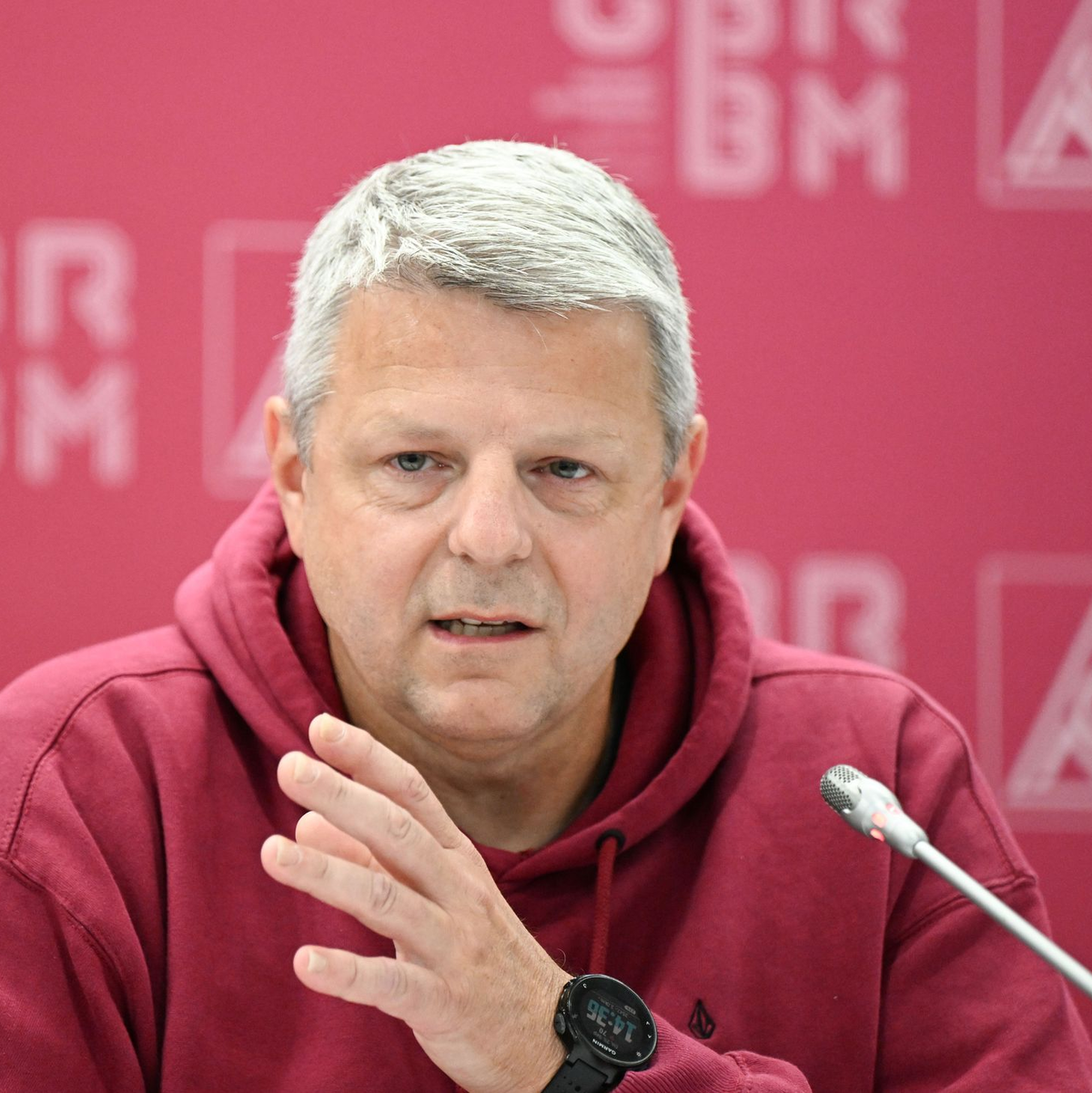 Betriebsratschef Frank Sell: «Kämpfen wie ein Löwe.» - Foto: Bernd Weißbrod/dpa