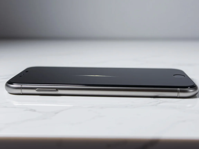 iPhone 17 Pro: Kratzer-Skandal erschüttert Apple - Foto: über boerse-global.de