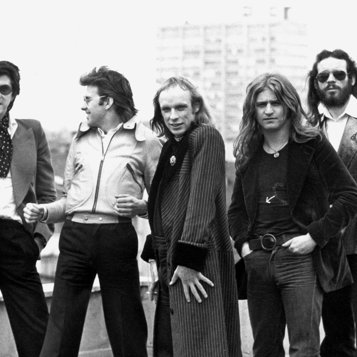 Mit der Band Roxy Music wurde Bryan Ferry (l.) in den 70er Jahren berühmt. Fast zeitgleich begann er eine Solokarriere. (Archivbild) - Foto: dpa