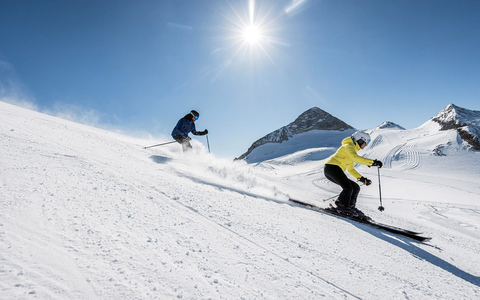 Gletscherskilauf mit Stil: Das Hotel Neuhintertux startet im Oktober mit 4 Sterne Superior Skiurlaub - Foto: presseportal.de