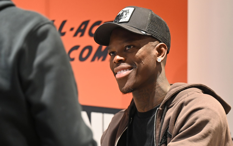 Nach dem deutschen Basketball-Kapitän Dennis Schröder ist nun eine Halle in Braunschweig benannt. - Foto: David Hammersen/dpa