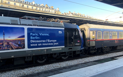 Nur zwei Jahre nach dem Start rollt der Nachtzug zwischen Paris und Berlin möglicherweise schon wieder aufs Abstellgleis (Archivbild).  - Foto: Michael Evers/dpa