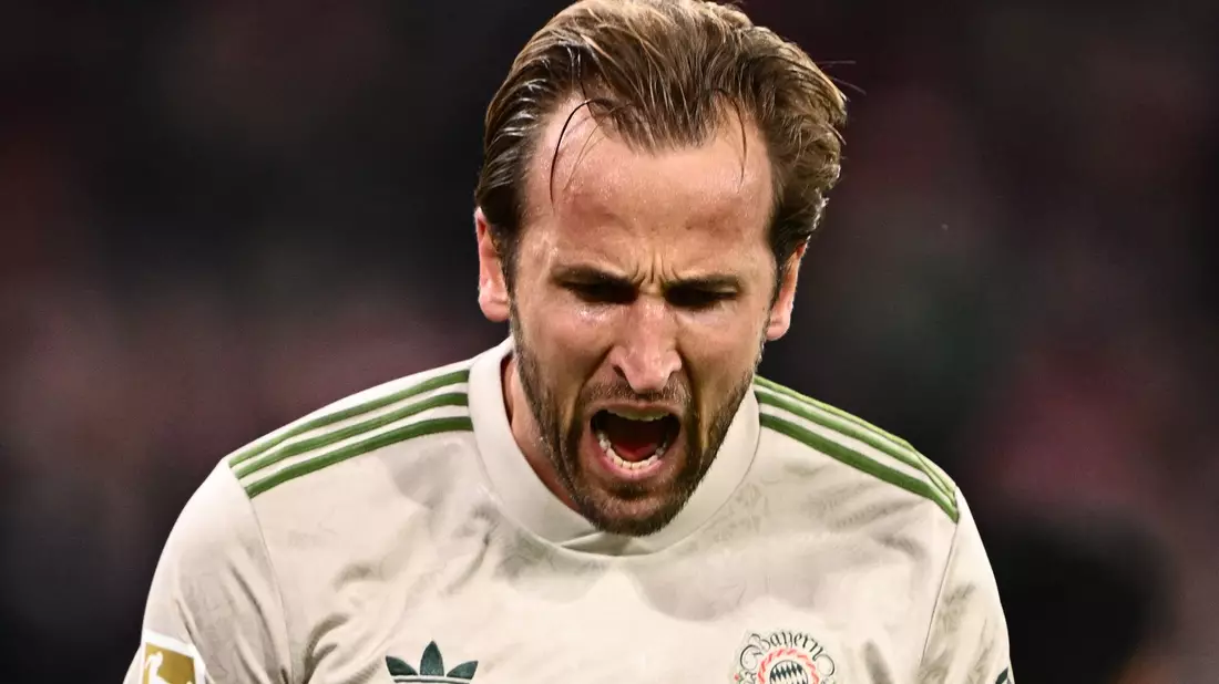 Kaum zu stoppen: Bayern-Angreifer Luis Díaz gegen drei Bremer. - Bild: Harry Langer/dpa