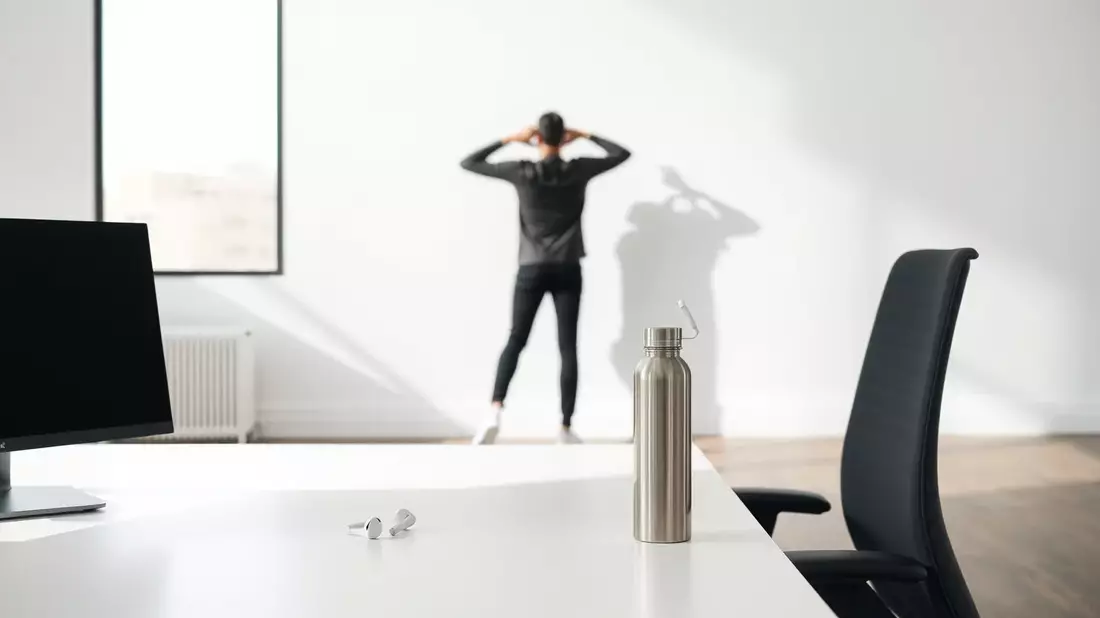 Mikro-Workouts: Der 5-Minuten-Trend revolutioniert das Fitnessstudio Illustration mit AI erstellt übermittelt durch boerse-global.de