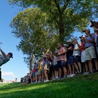 Bryson DeChambeau kam nach einem Fünf-Punkte-Rückstand noch zurück und holte ein Unentschieden. - Foto: Robert Bukaty/AP/dpa