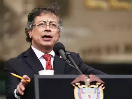 Die USA wollen das Visum des kolumbianischen Präsident Gustavo Petro widerrufen. (Archivbild) - Foto: Ivan Valencia/AP/dpa