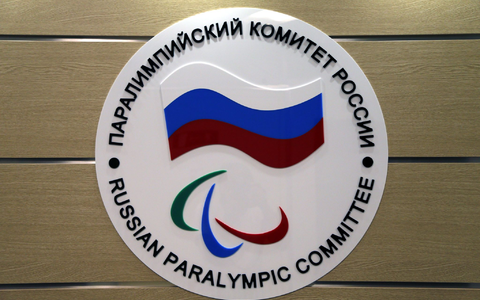 Russlands Behindertensportler dürfen bei den Paralympics in Mailand wohl unter eigener Flagge starten. - Foto: Maxim Shipenkov/dpa