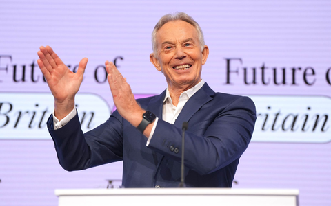 Der ehemalige britische Premierminister Tony Blair wird für eine wichtige Rolle in der Übergangszeit nach einem Kriegsende gehandelt. (Archivbild) - Foto: Yui Mok/PA Wire/dpa