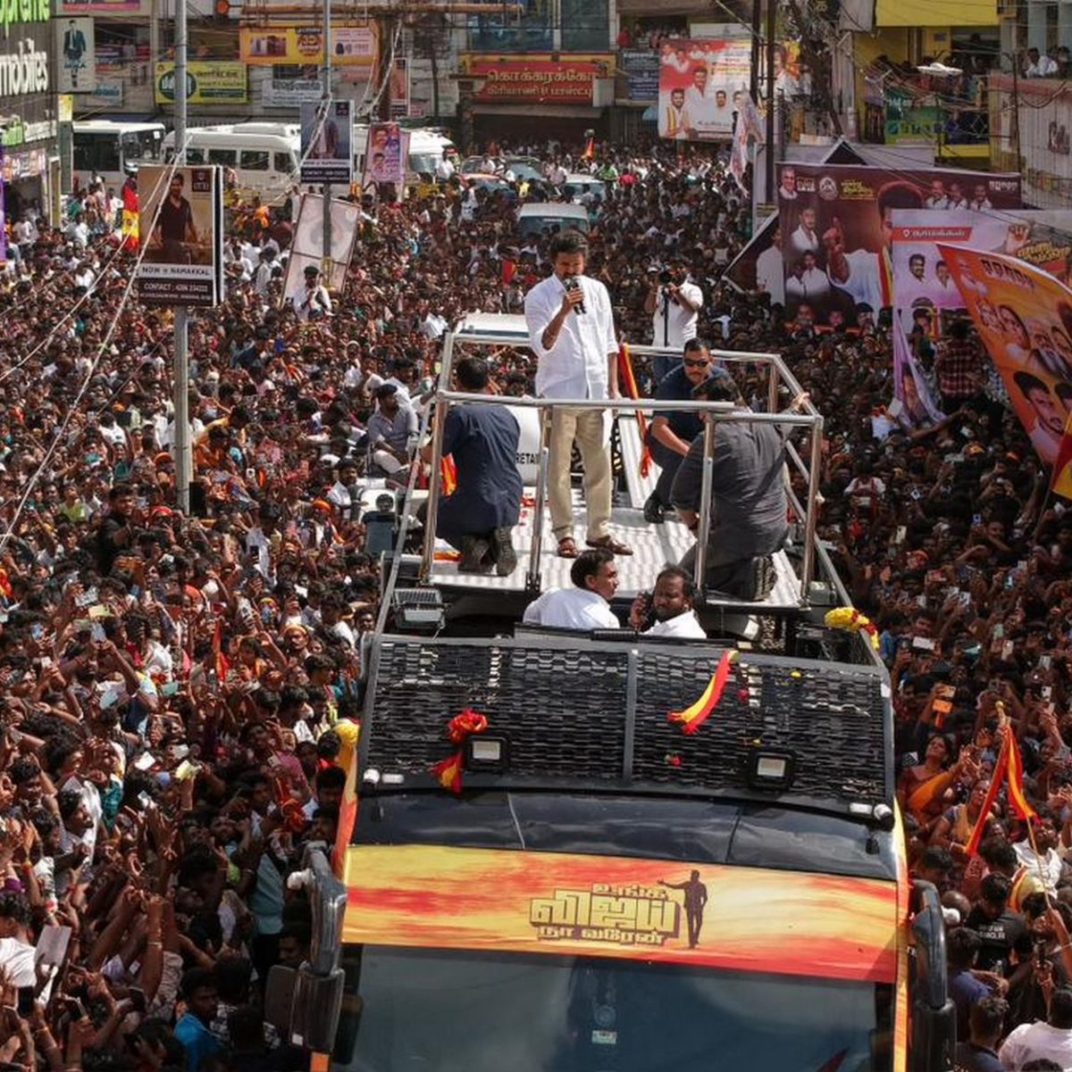 Der Schauspieler und Politiker Joseph Vijay Chandrasekhar ist in der Region populär. - Foto: Seshadri Sukumar/ZUMA Press Wire/dpa