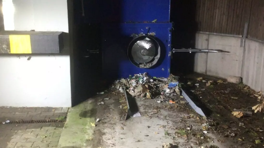 FW Paderborn: Einsatzreicher Samstagabend - Die Feuerwehr Paderborn rückt zu acht Einsätzen aus - Bild: presseportal.de