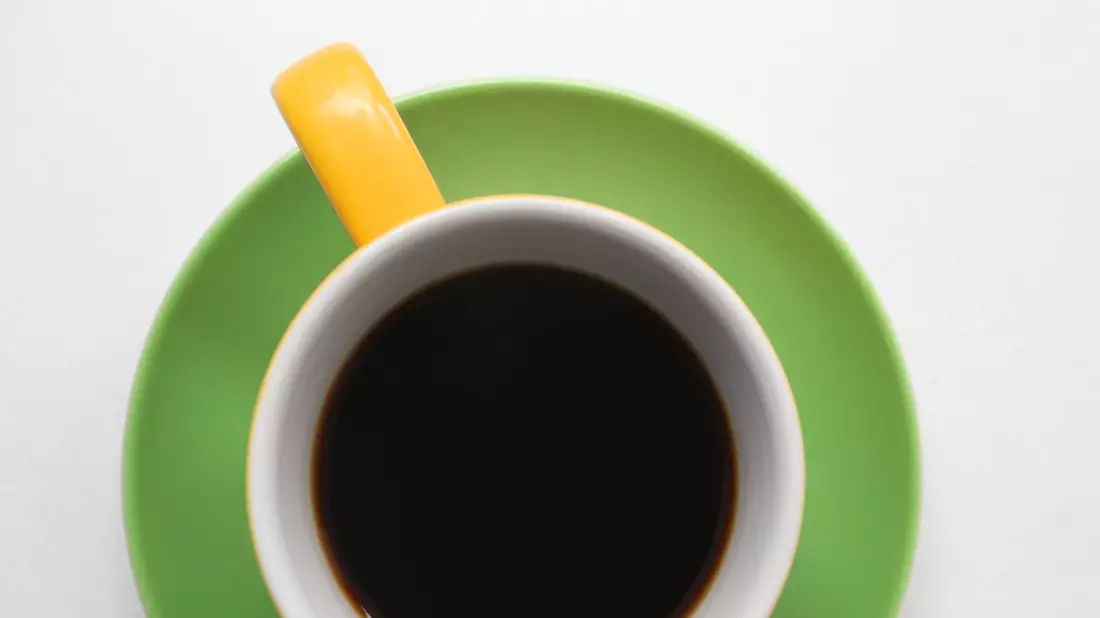 Macht er sie auch an? Dann gehören sie vielleicht zu einer Mehrheit, die Filterkaffee regelmäßig trinkt. (Archivbild) - Bild: picture alliance / Karl-Josef Hildenbrand/dpa